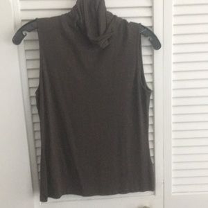Lafayette 148 sleeveless turtleneck